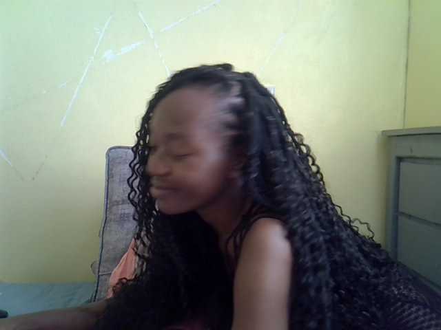 Eboniana live cam on BongaCams