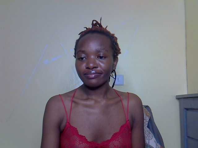 Eboniana live cam on BongaCams