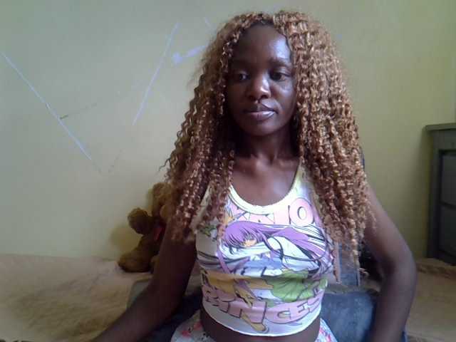 Eboniana live cam on BongaCams