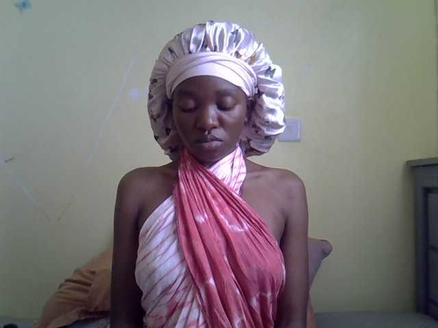 Eboniana live cam on BongaCams