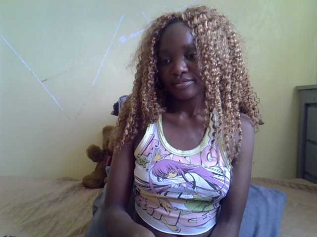 Eboniana live cam on BongaCams