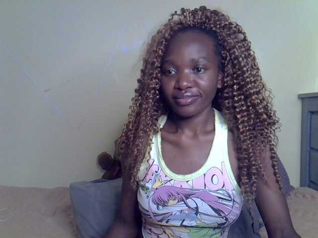 Eboniana live cam on BongaCams