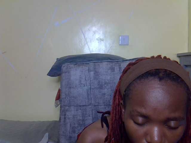 Eboniana live cam on BongaCams