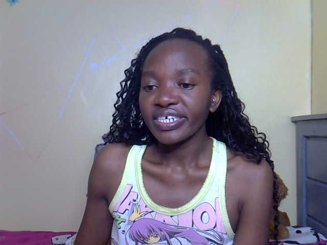Eboniana live cam on BongaCams