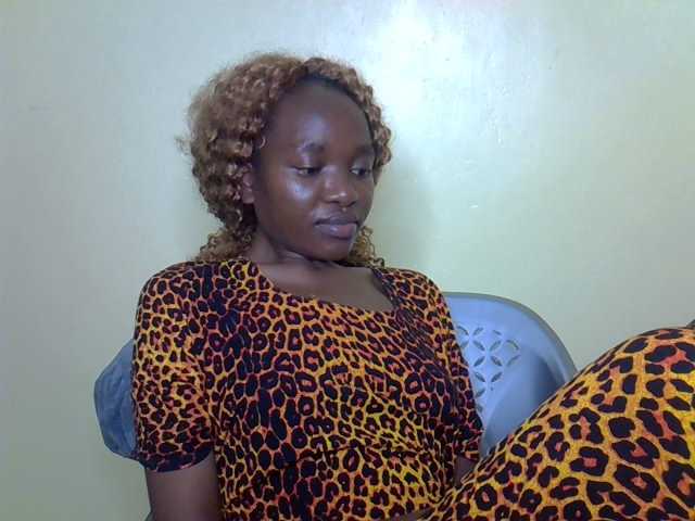 Eboniana live cam on BongaCams