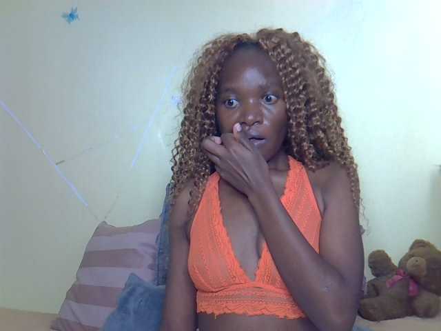 Eboniana live cam on BongaCams