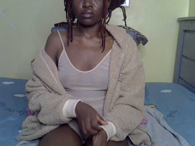Eboniana live cam on BongaCams