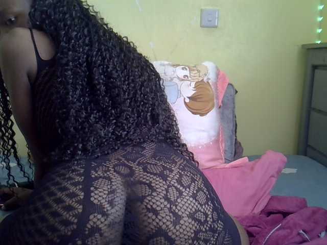 Eboniana live cam on BongaCams