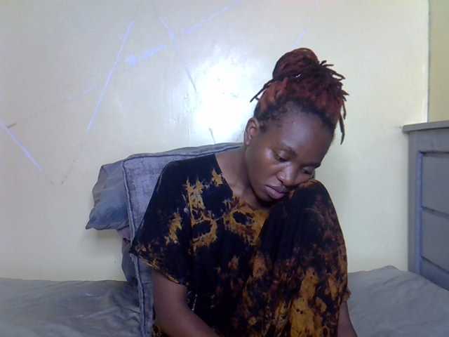 Eboniana live cam on BongaCams
