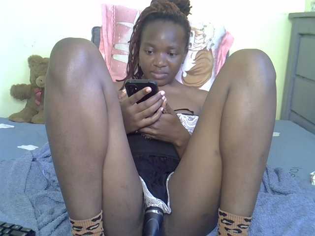 Eboniana live cam on BongaCams