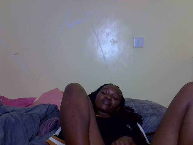Eboniana live cam on BongaCams