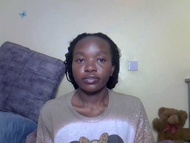 Eboniana live cam on BongaCams