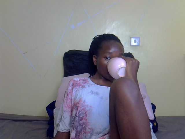 Eboniana live cam on BongaCams