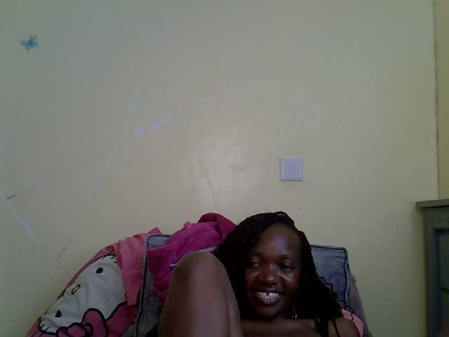 Eboniana live cam on BongaCams
