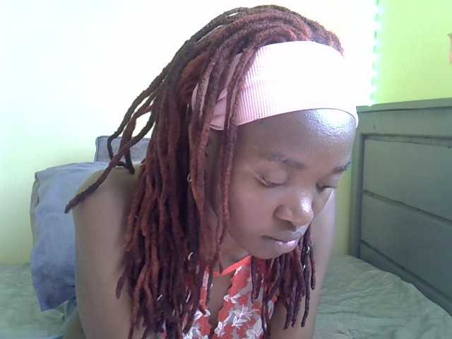 Eboniana live cam on BongaCams