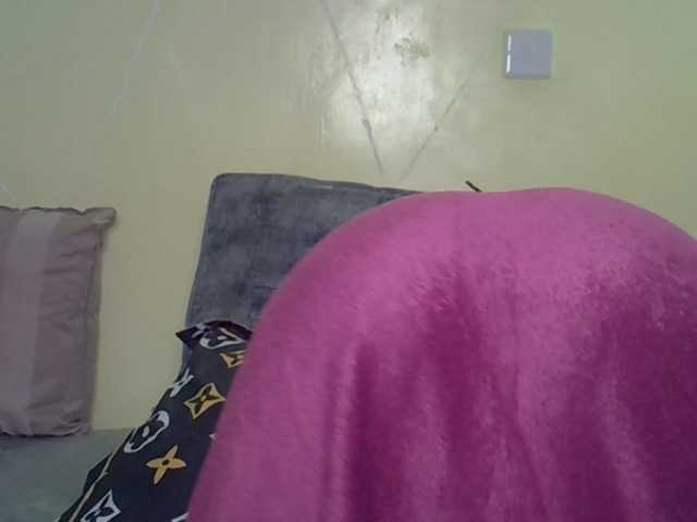 Eboniana live cam on BongaCams