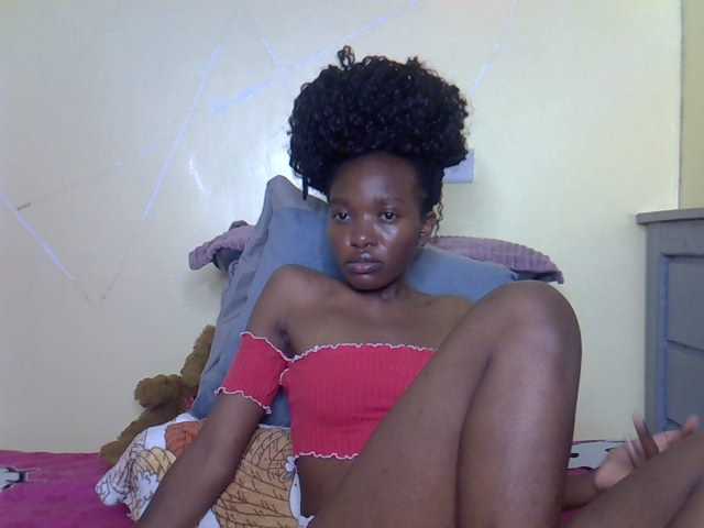 Eboniana live cam on BongaCams