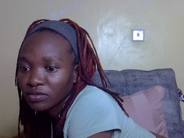 Eboniana live cam on BongaCams