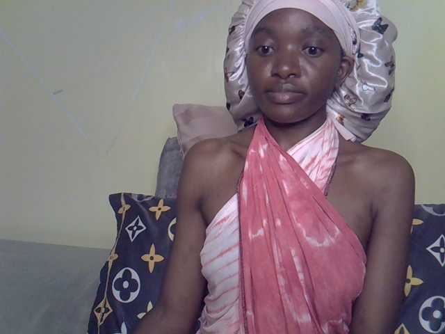 Eboniana live cam on BongaCams