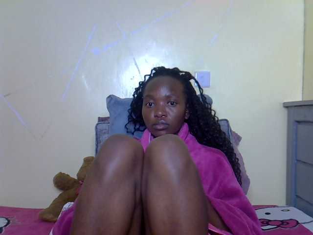 Eboniana live cam on BongaCams