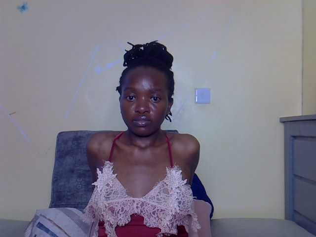 Eboniana live cam on BongaCams