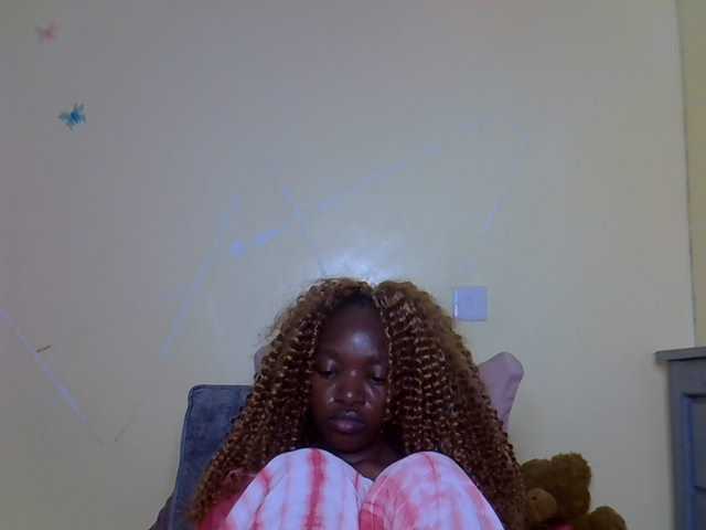 Eboniana live cam on BongaCams