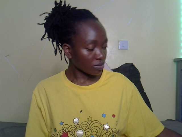 Eboniana live cam on BongaCams