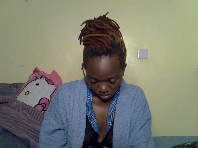 Eboniana live cam on BongaCams