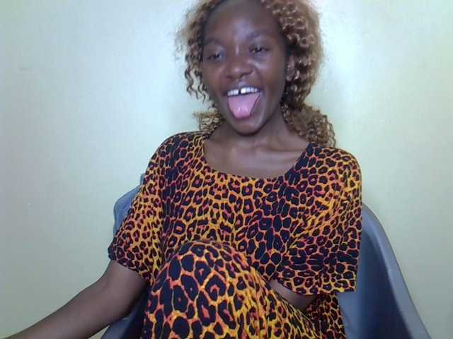 Eboniana live cam on BongaCams