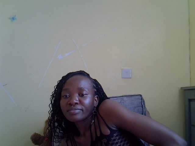 Eboniana live cam on BongaCams
