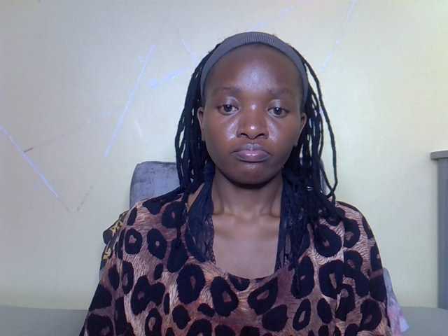 Eboniana live cam on BongaCams