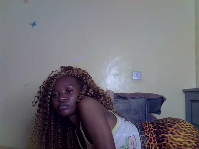 Eboniana live cam on BongaCams