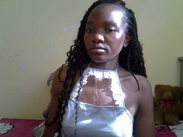 Eboniana live cam on BongaCams