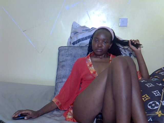 Eboniana live cam on BongaCams