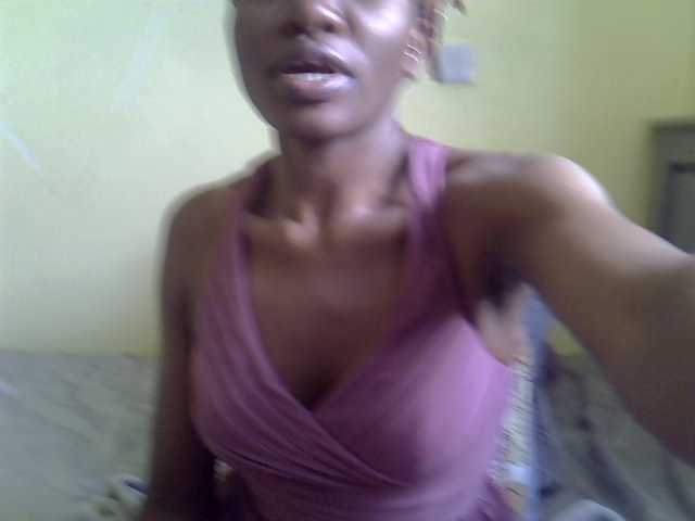 Eboniana live cam on BongaCams