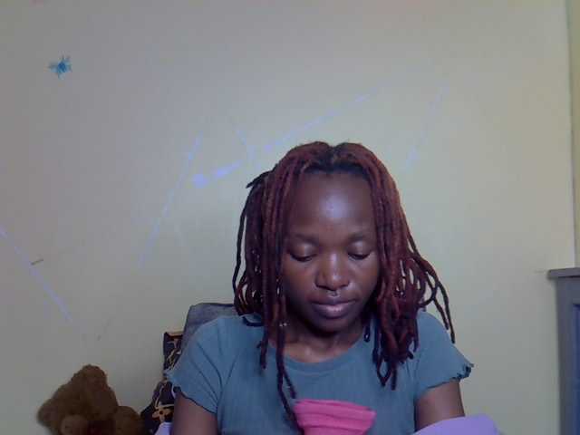 Eboniana live cam on BongaCams