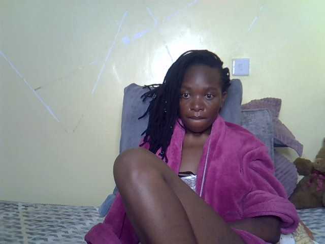 Eboniana live cam on BongaCams