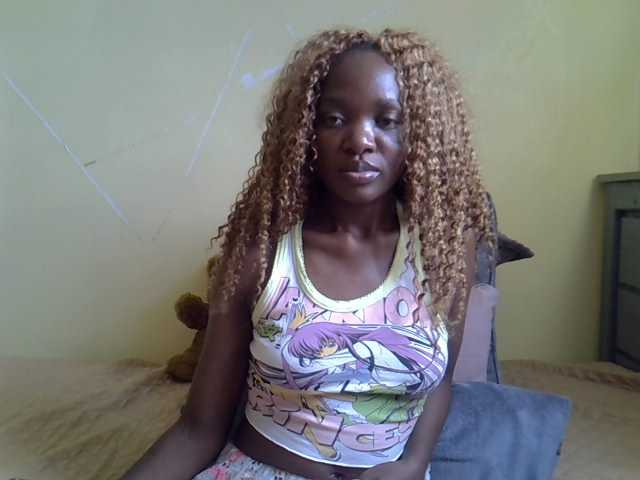 Eboniana live cam on BongaCams