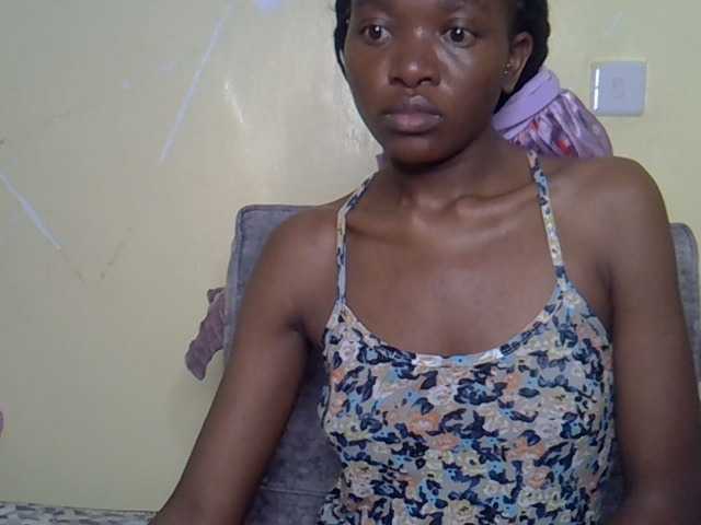 Eboniana live cam on BongaCams