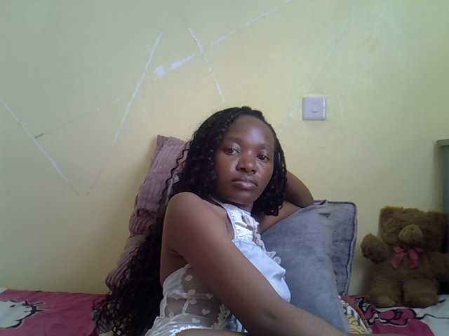 Eboniana live cam on BongaCams