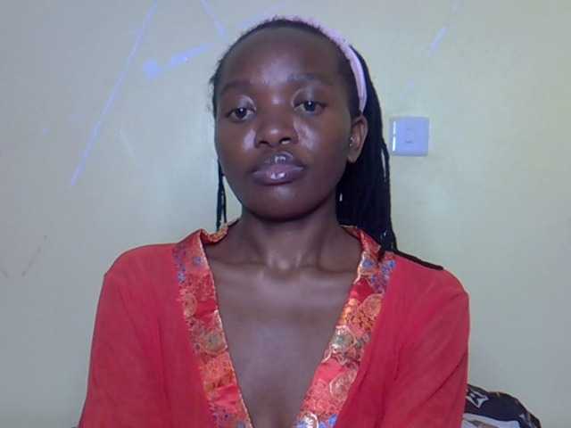 Eboniana live cam on BongaCams
