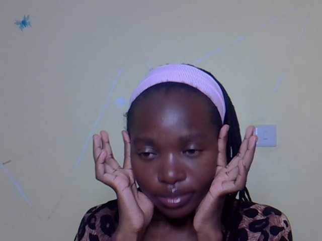 Eboniana live cam on BongaCams