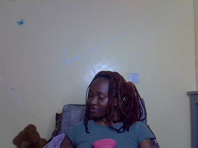 Eboniana live cam on BongaCams