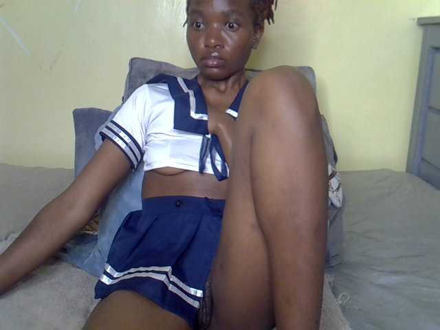 Eboniana live cam on BongaCams