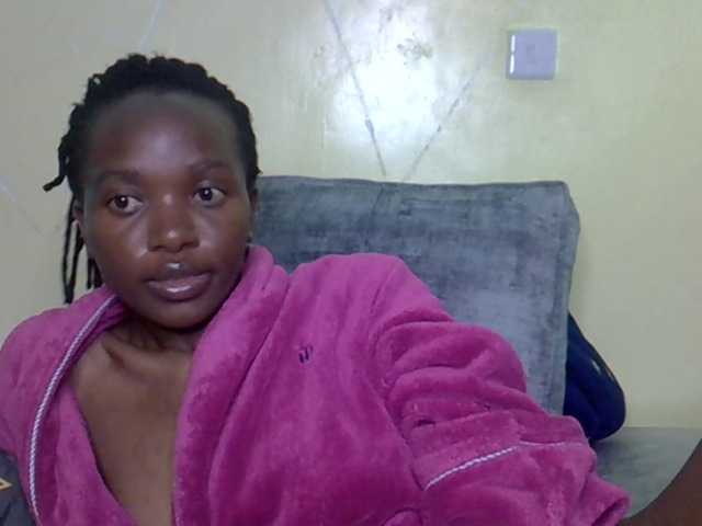 Eboniana live cam on BongaCams