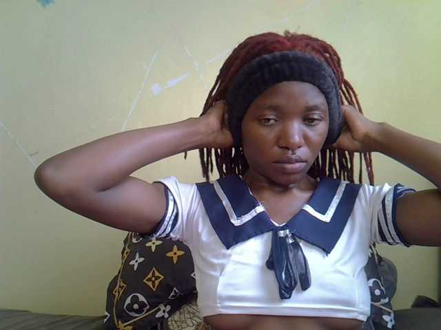 Eboniana Live Cam on BongaCams