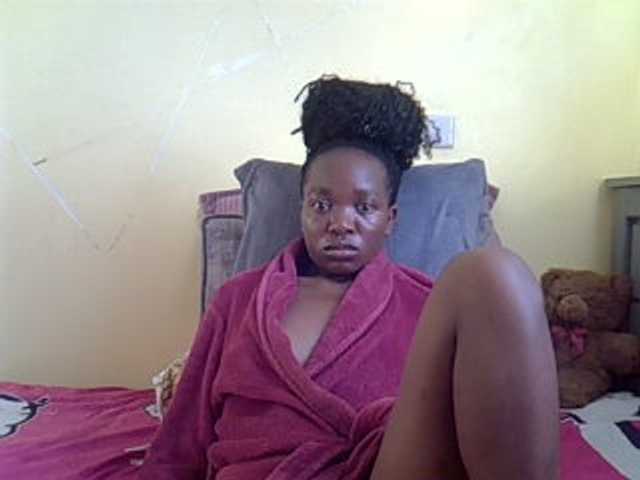 Eboniana live cam on BongaCams