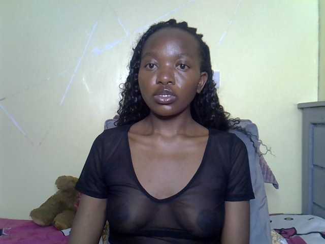 Eboniana live cam on BongaCams