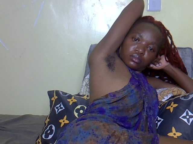 Eboniana's BongaCams show and profile