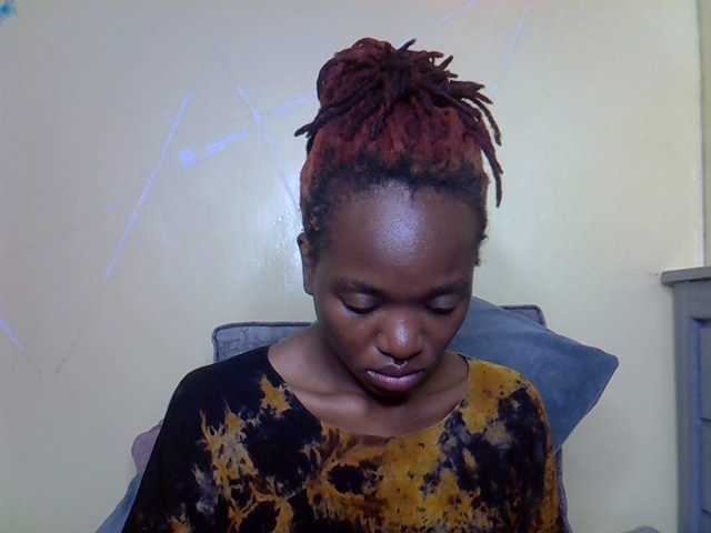Eboniana live cam on BongaCams
